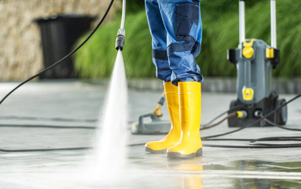 Best Garage Pressure Washing  in North Branch, MN